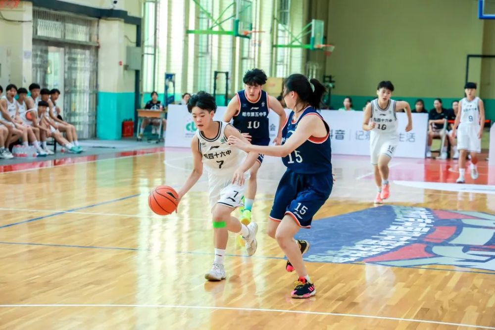  勇士末节翻盘上演经典逆转  